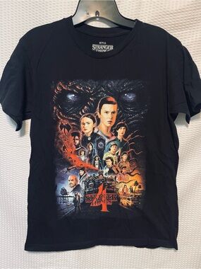 Stranger Things 4 Netflix Graphic T-Shirt Size M Black Eleven Vecna Cast Tee